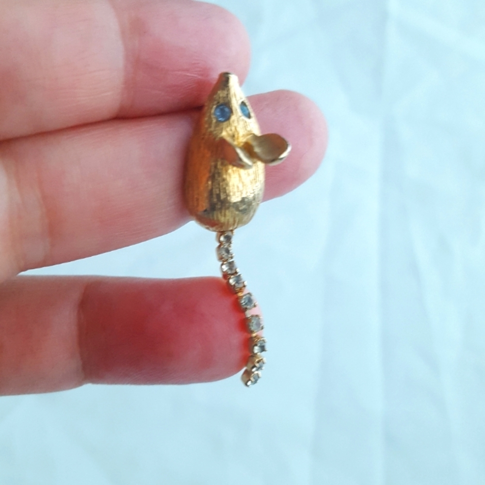 🌙 AVON Mouse 🐭 Pin Brooch Rhinestone - Picture 6 of 11